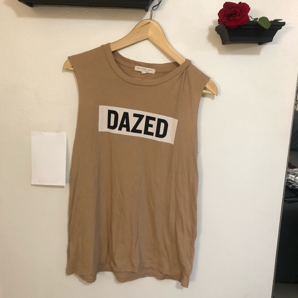 Sleevless Shirt